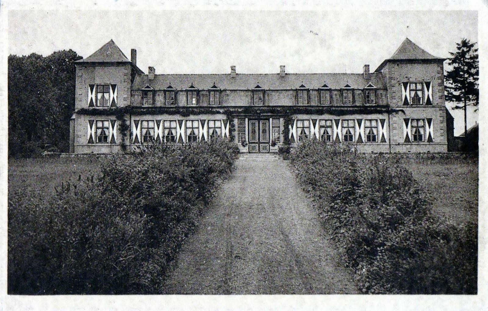 Photo de 1910 du château Branleux